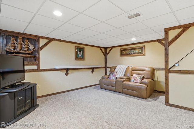 8576 Barrington Drive, Superior Charter Township, MI 48198