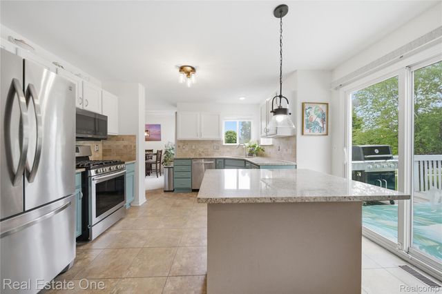 8576 Barrington Drive, Superior Charter Township, MI 48198