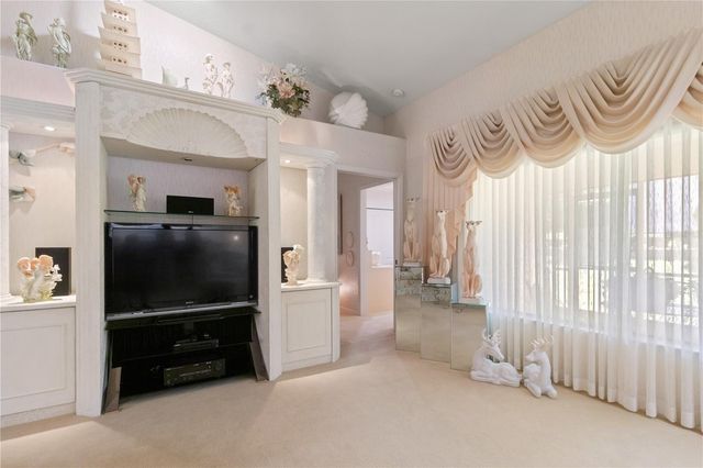 12001 GRANADA PLACE, Weeki Wachee, FL 34614