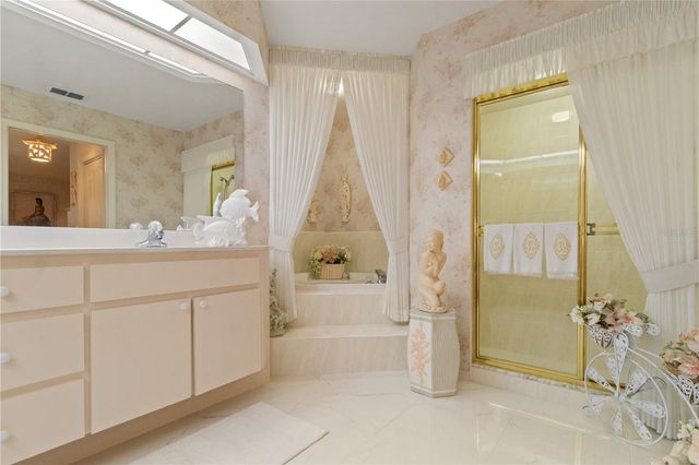 12001 GRANADA PLACE, Weeki Wachee, FL 34614