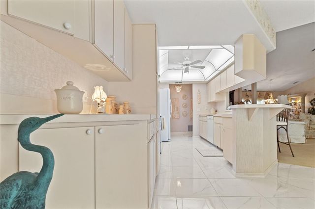 12001 GRANADA PLACE, Weeki Wachee, FL 34614