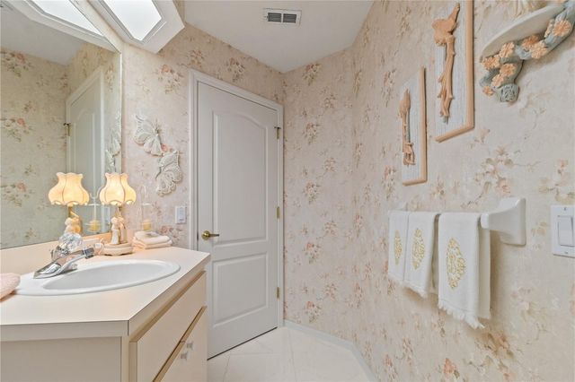 12001 GRANADA PLACE, Weeki Wachee, FL 34614