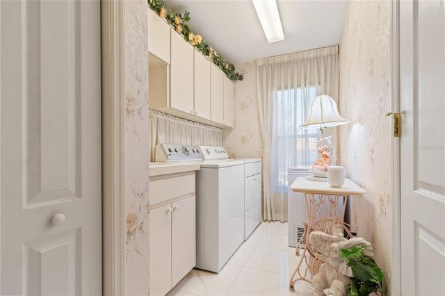 12001 GRANADA PLACE, Weeki Wachee, FL 34614