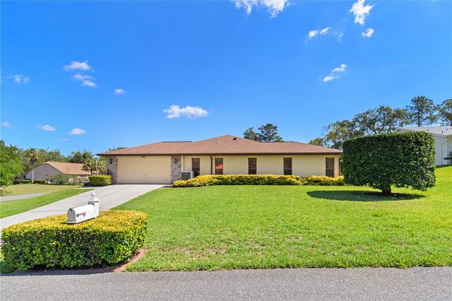 12001 GRANADA PLACE, Weeki Wachee, FL 34614