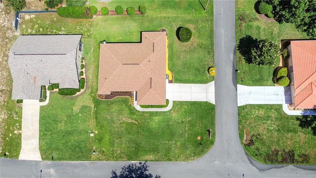 12001 GRANADA PLACE, Weeki Wachee, FL 34614