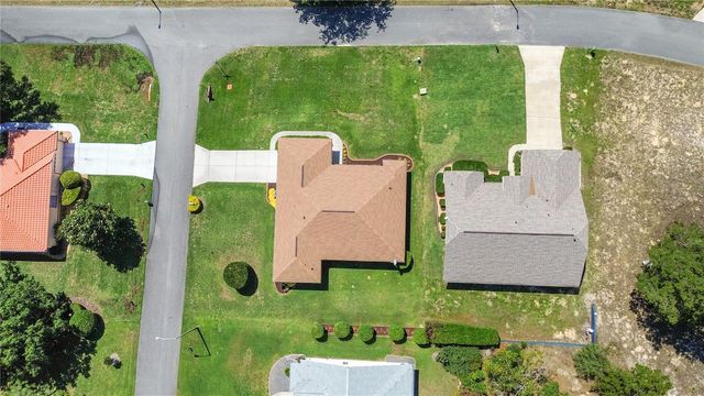 12001 GRANADA PLACE, Weeki Wachee, FL 34614
