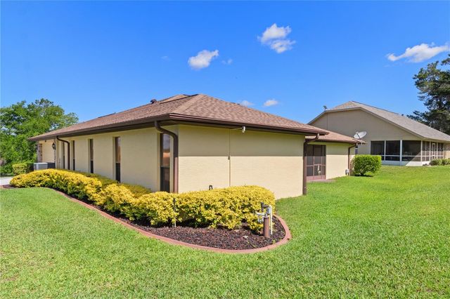12001 GRANADA PLACE, Weeki Wachee, FL 34614