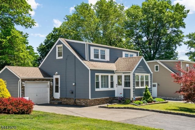 10 Dale Dr, Fairfield Twp., NJ 07004