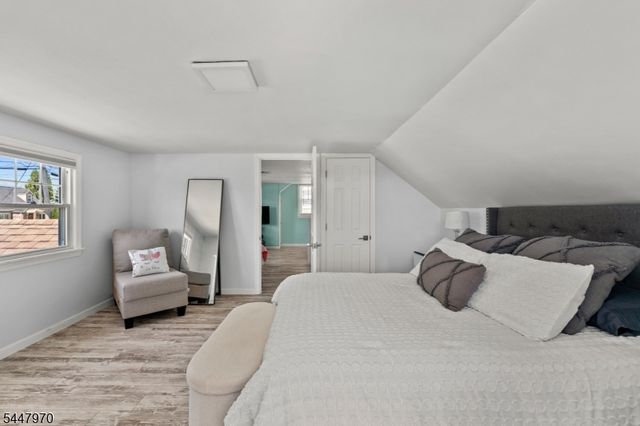 10 Dale Dr, Fairfield Twp., NJ 07004