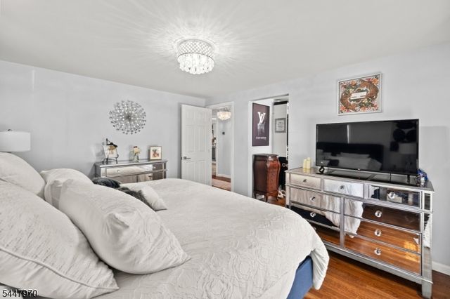 10 Dale Dr, Fairfield Twp., NJ 07004