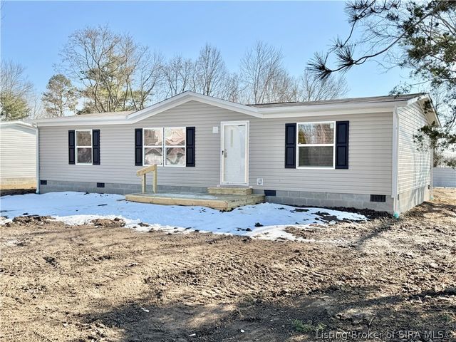 1211 W York Road, Austin, IN 47102