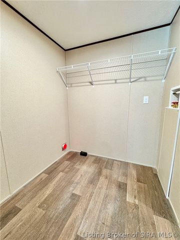 1211 W York Road, Austin, IN 47102