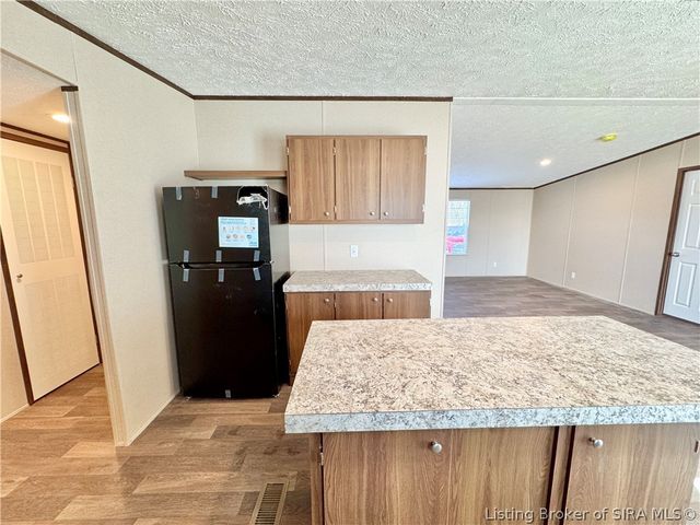 1211 W York Road, Austin, IN 47102