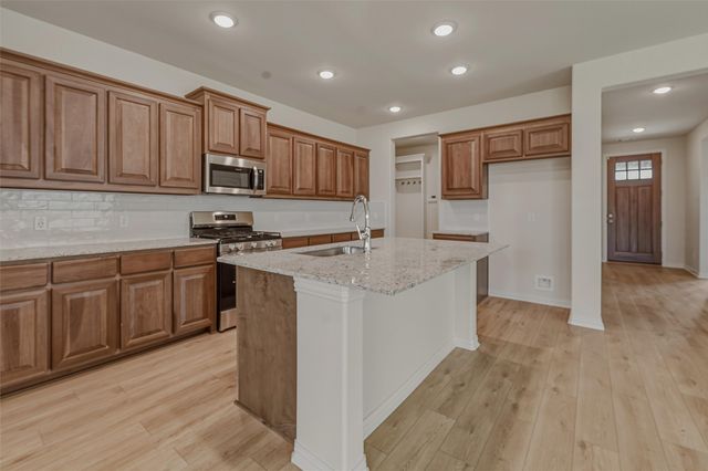 3413 Helena Street, Gainesville, TX 76240