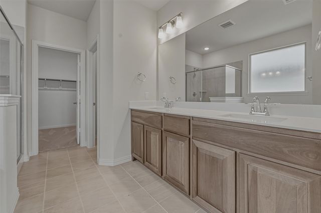 3413 Helena Street, Gainesville, TX 76240