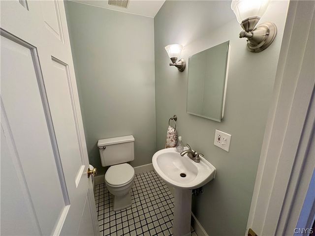 206 Edgemont Drive, Syracuse, NY 13214