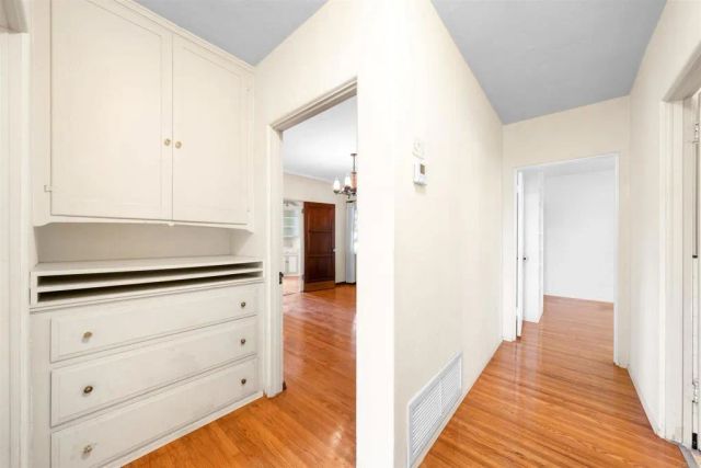 2689 Narcissus Drive, San Diego, CA 92106