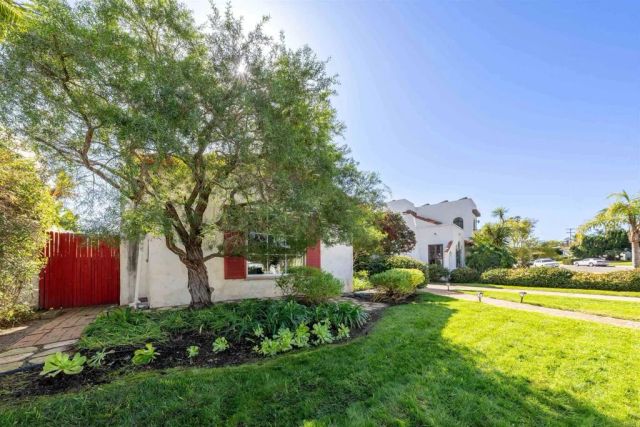 2689 Narcissus Drive, San Diego, CA 92106