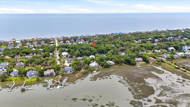 609 Dolphin Road, Edisto Island, SC 29438