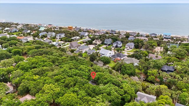 609 Dolphin Road, Edisto Island, SC 29438