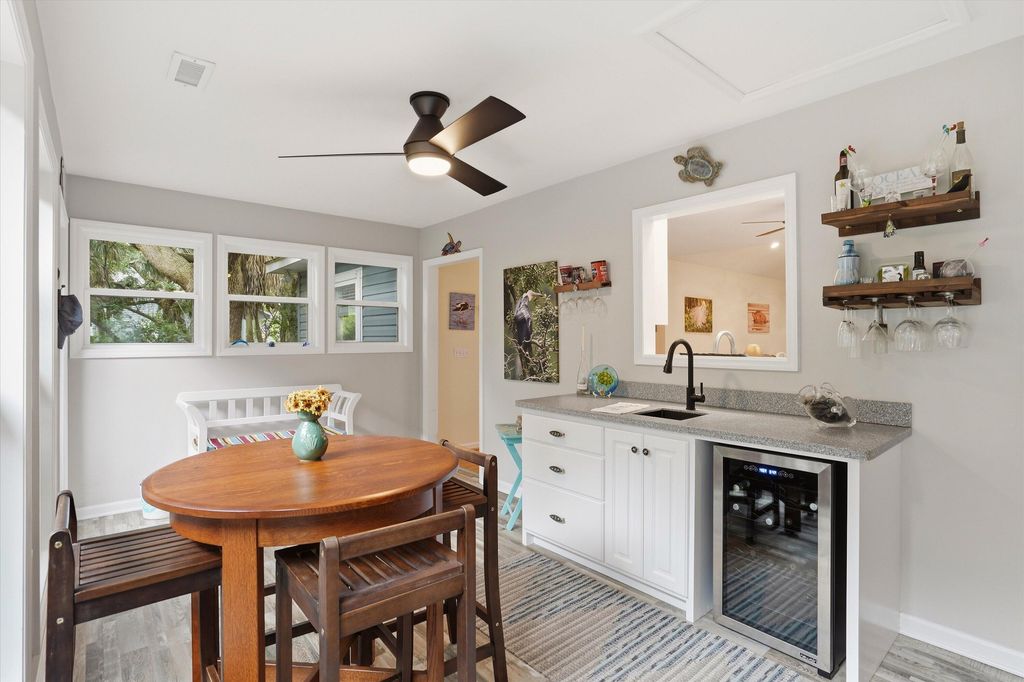 Image 11 of property listing at 609 Dolphin Road, Edisto Island, SC 29438