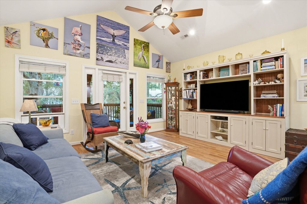 Image 19 of property listing at 609 Dolphin Road, Edisto Island, SC 29438