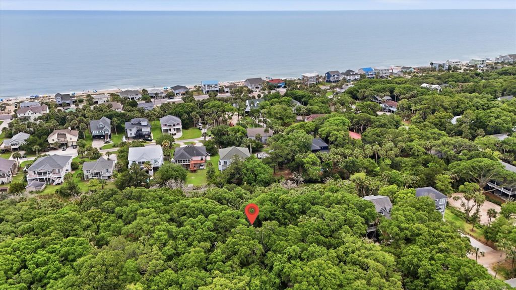 Image 2 of property listing at 609 Dolphin Road, Edisto Island, SC 29438