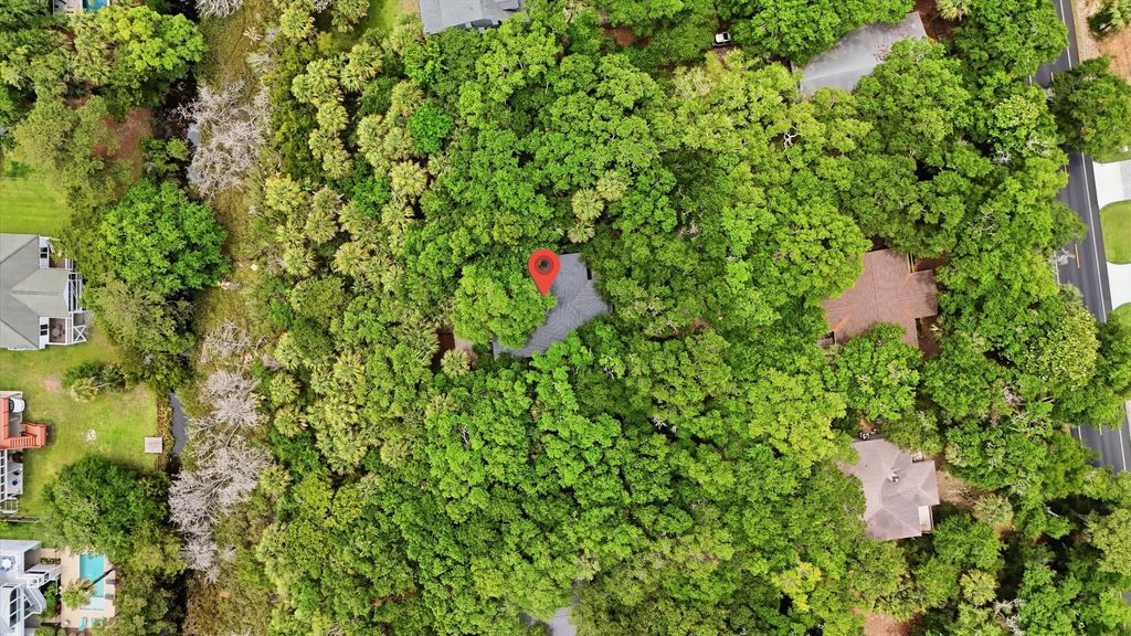 Image 52 of property listing at 609 Dolphin Road, Edisto Island, SC 29438
