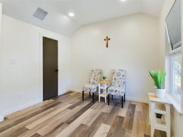 521 York Street, Athens, TX 75751