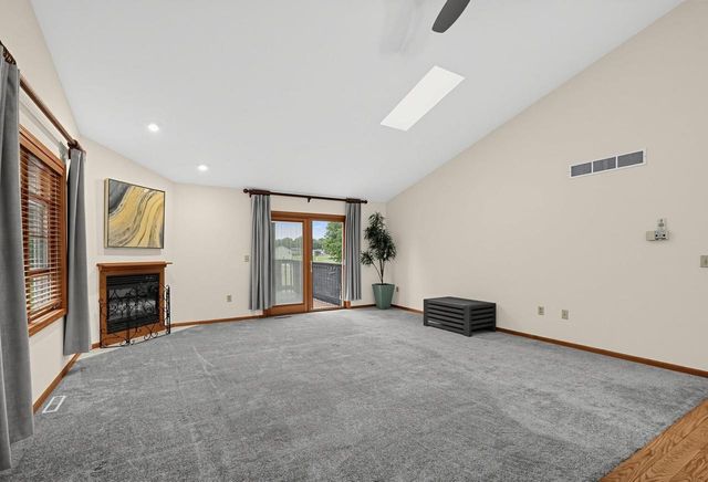 507 Trailside Drive, Deforest, WI 53532