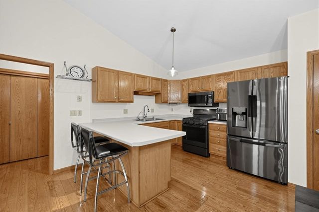 507 Trailside Drive, Deforest, WI 53532