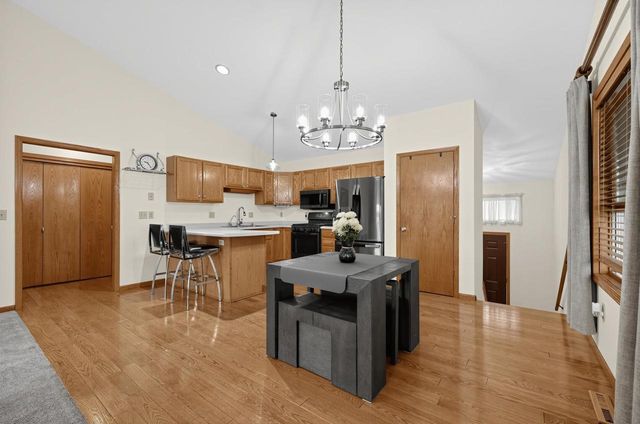 507 Trailside Drive, Deforest, WI 53532