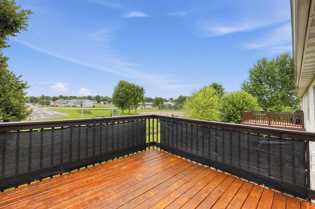 507 Trailside Drive, Deforest, WI 53532
