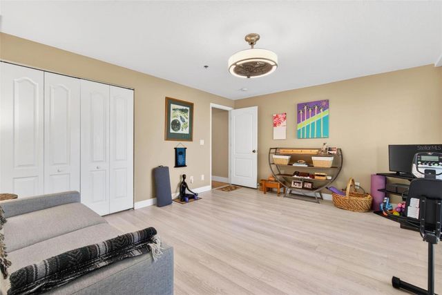 1033 PINELLAS BAYWAY S, Tierra Verde, FL 33715