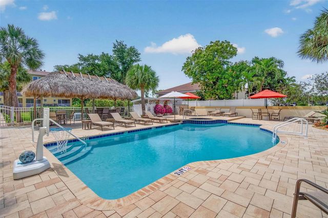 1033 PINELLAS BAYWAY S, Tierra Verde, FL 33715
