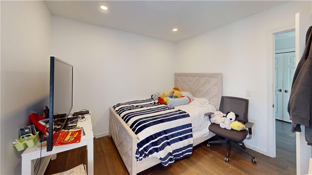 27 Hidden Valley Lane, Lincoln, RI 02865