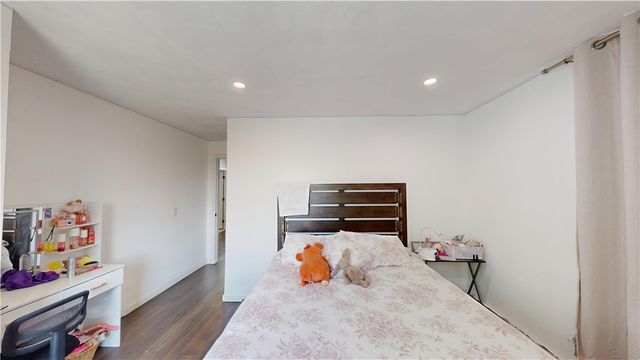 27 Hidden Valley Lane, Lincoln, RI 02865