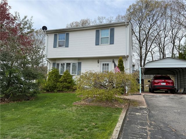 27 Hidden Valley Lane, Lincoln, RI 02865