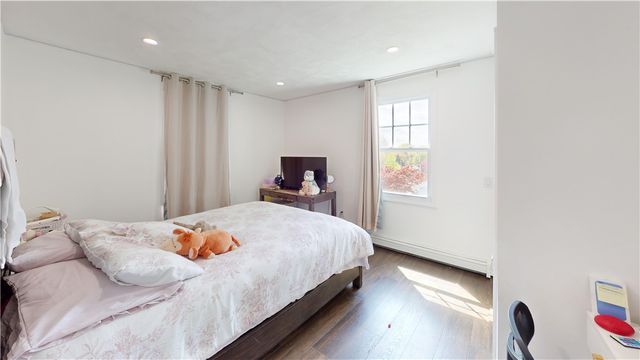 27 Hidden Valley Lane, Lincoln, RI 02865