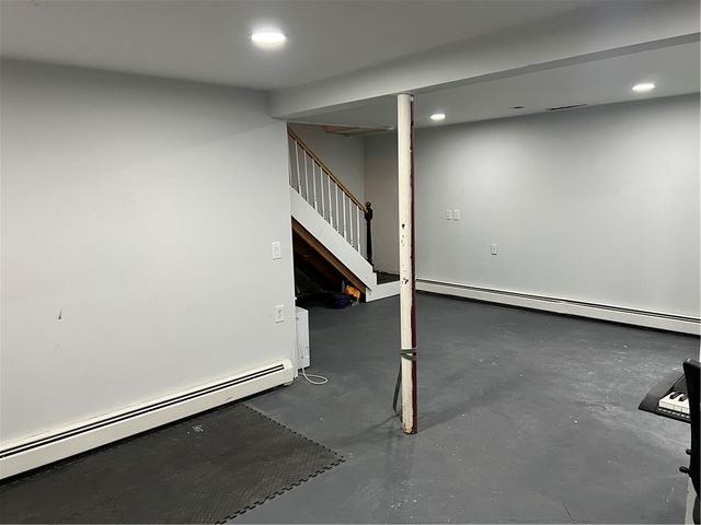 27 Hidden Valley Lane, Lincoln, RI 02865
