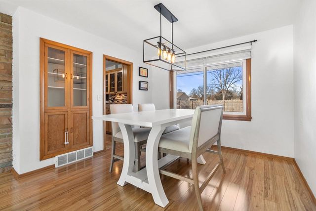 2211 Hawthorne AVENUE, Janesville, WI 53545