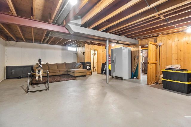 2211 Hawthorne AVENUE, Janesville, WI 53545