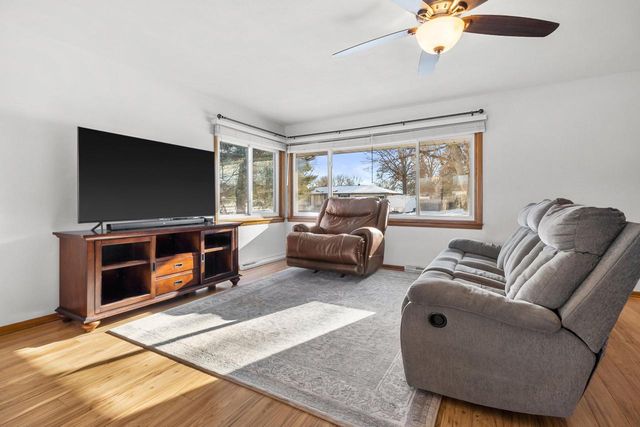 2211 Hawthorne AVENUE, Janesville, WI 53545