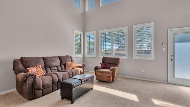 1544 Peppoli Loop SE, Rio Rancho, NM 87124