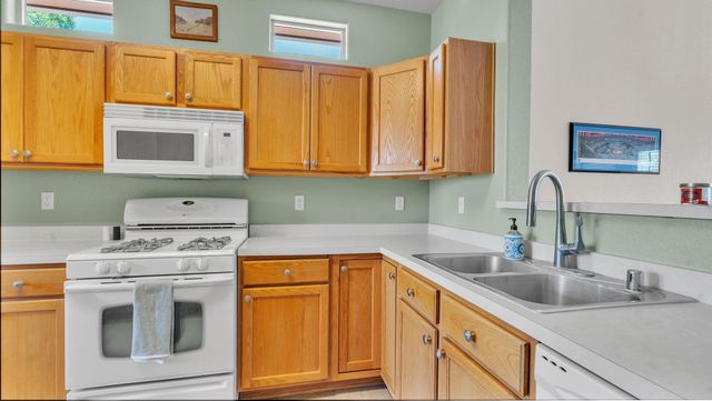1544 Peppoli Loop SE, Rio Rancho, NM 87124