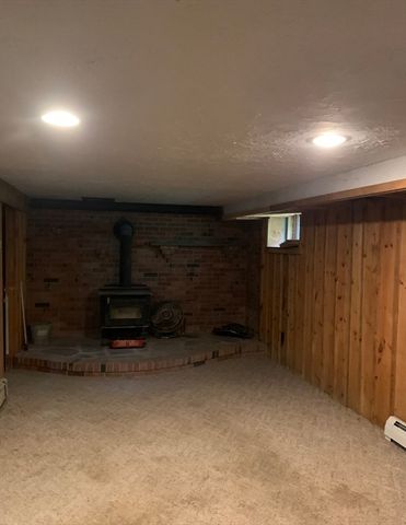 383 Summer St, Brockton, MA 02302