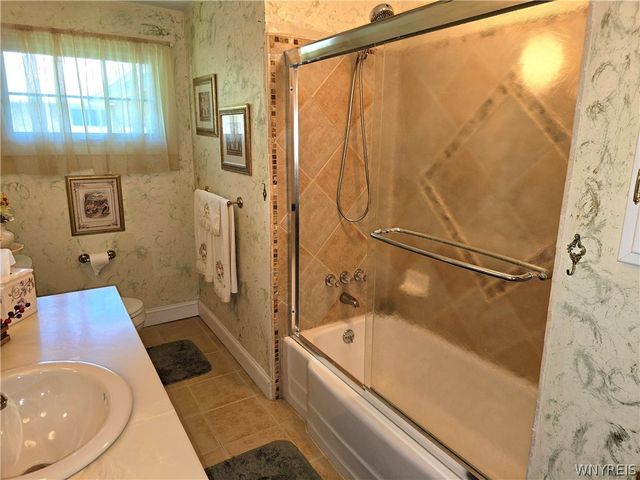 1109 Woodstock Avenue, Tonawanda, NY 14150