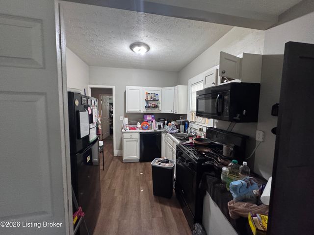 2329 W Oak St, Louisville, KY 40210