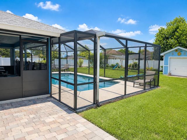 230 SW Inwood Avenue, Port St. Lucie, FL 34984