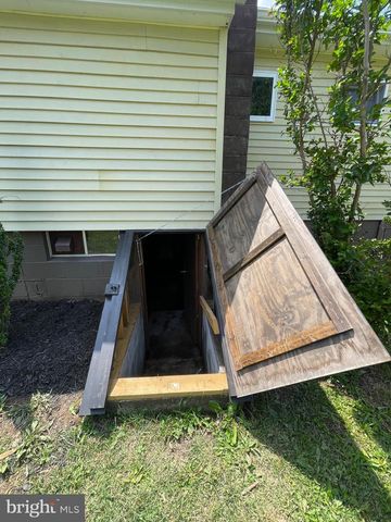 17110 MINER AVE, Williamsport, MD 21795